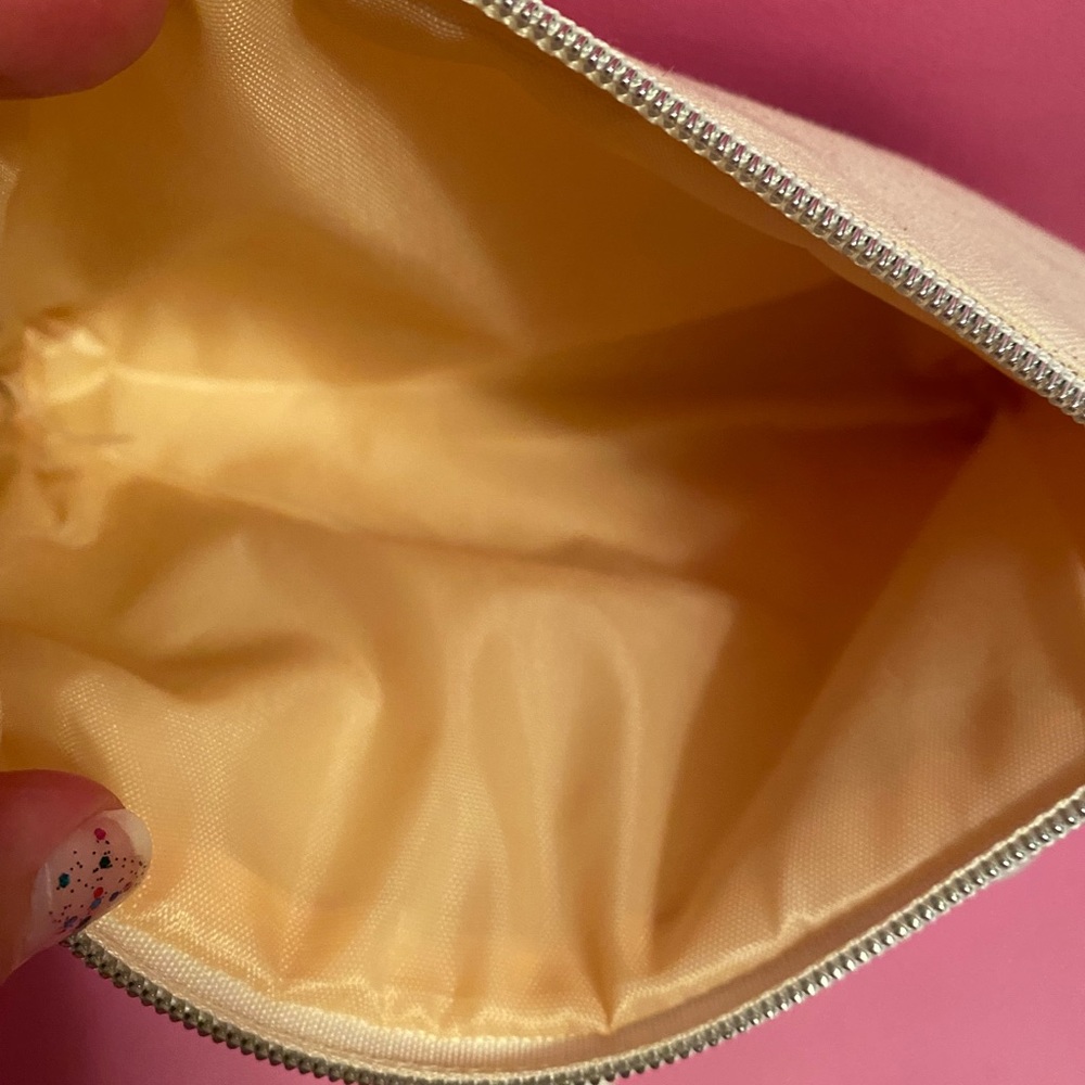 NEW Anthropologie cosmetic bag and samples - Picture 4 of 5